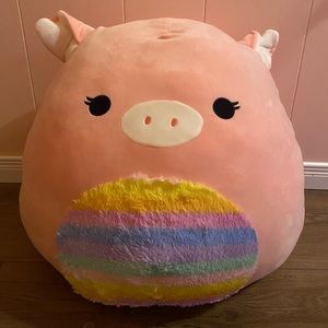 giant squishmallow